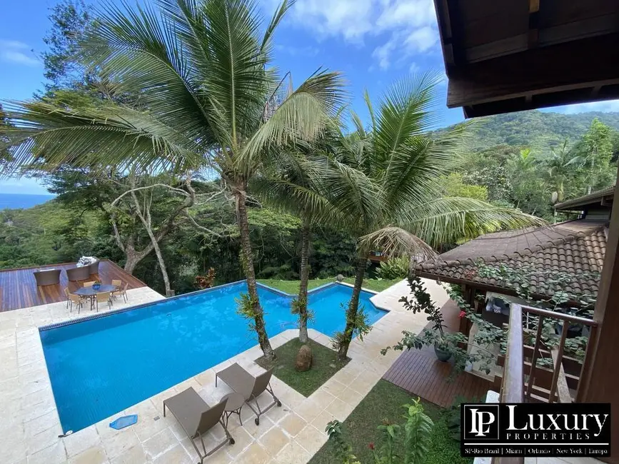 Foto 2 de Casa de Condomínio com 4 quartos à venda em Ubatuba - SP