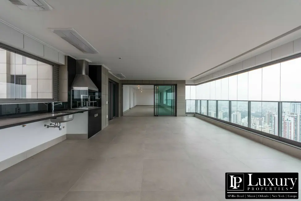 Cobertura com 5 quartos à venda, 593m2 em São Paulo - SP - imagem 2 Foto 2 de Cobertura com 5 quartos à venda, 593m2 em São Paulo - SP