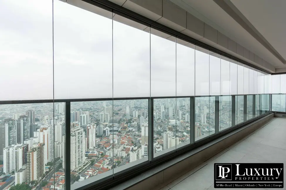 Cobertura com 5 quartos à venda, 593m2 em São Paulo - SP - imagem 4 Foto 4 de Cobertura com 5 quartos à venda, 593m2 em São Paulo - SP