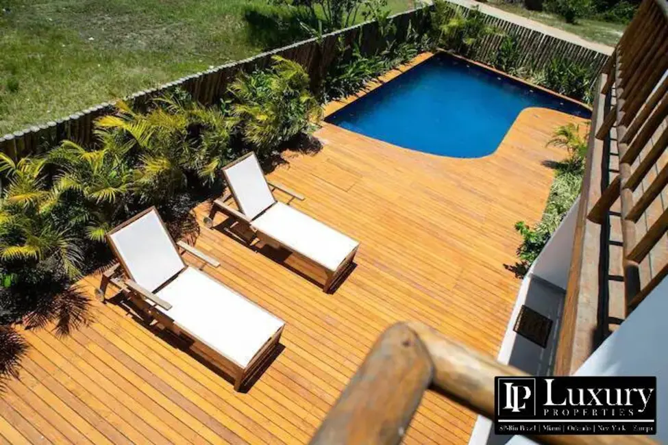 Foto 3 de Casa de Condomínio com 4 quartos à venda em Porto Seguro - BA