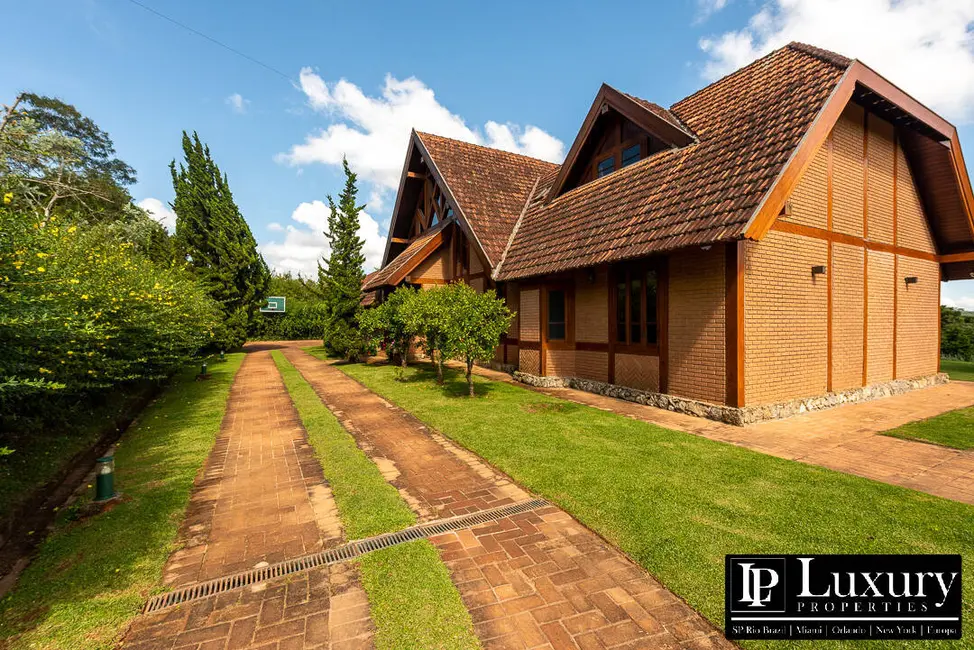 Foto 5 de Casa com 5 quartos à venda em Campos Do Jordao - SP