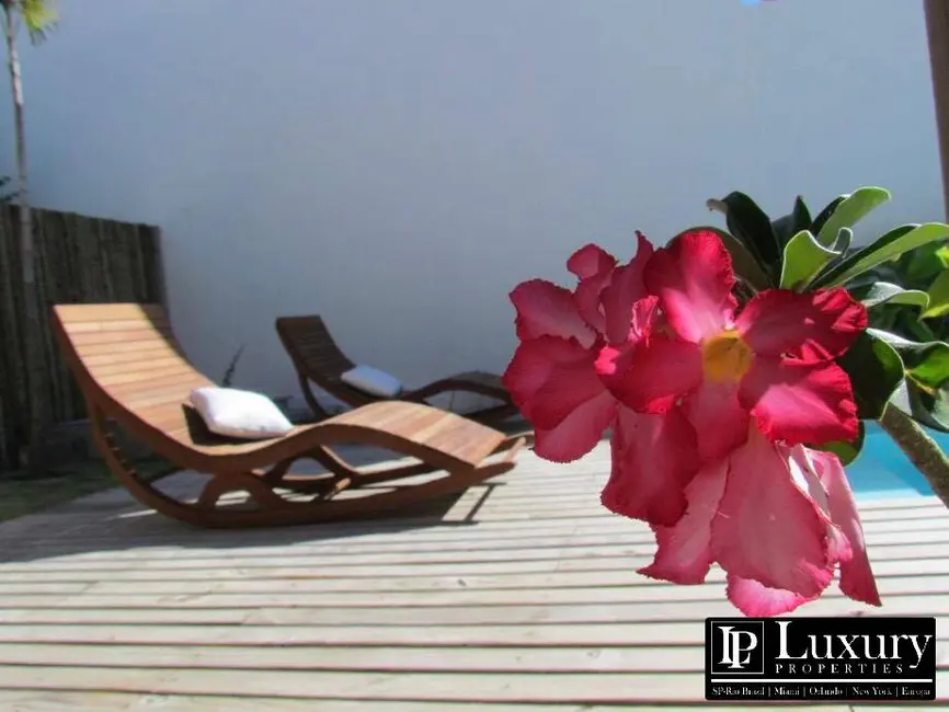 Foto 9 de Casa de Condomínio com 3 quartos à venda em Porto Seguro - BA