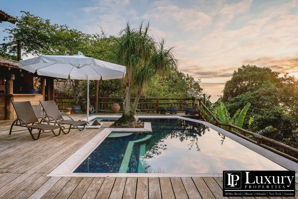 Foto 9 de Casa de Condomínio com 5 quartos à venda em Ilhabela - SP