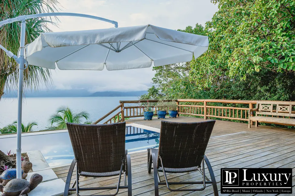 Foto 8 de Casa de Condomínio com 5 quartos à venda em Ilhabela - SP