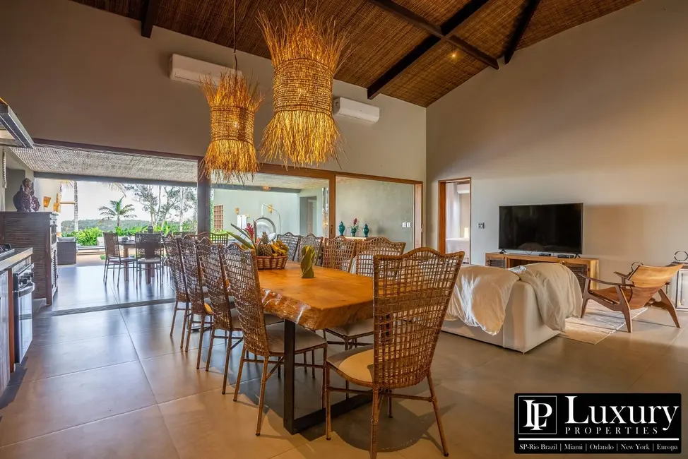 Foto 8 de Casa de Condomínio com 6 quartos à venda em Porto Seguro - BA