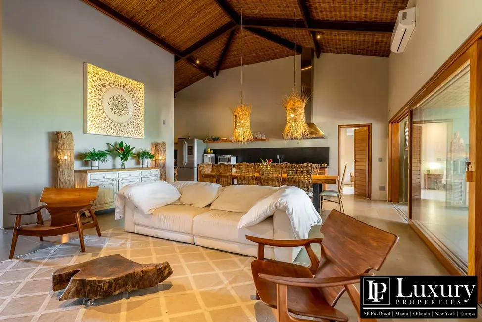 Foto 9 de Casa de Condomínio com 6 quartos à venda em Porto Seguro - BA