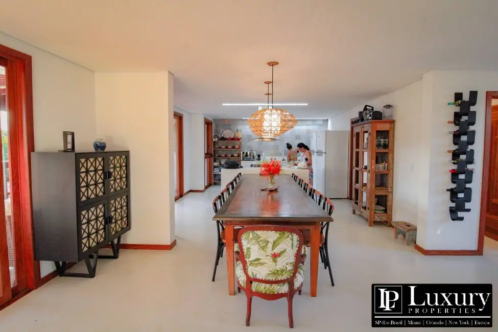 Foto 9 de Casa de Condomínio com 5 quartos à venda em Porto Seguro - BA
