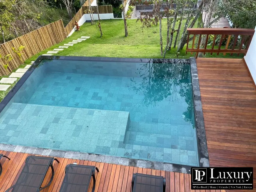 Foto 3 de Casa de Condomínio com 5 quartos à venda em Porto Seguro - BA