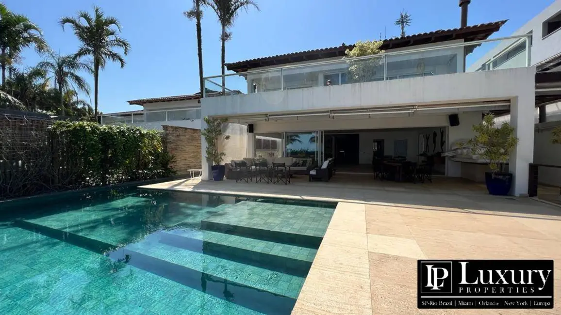 Foto 4 de Casa com 6 quartos à venda em Sao Sebastiao - SP