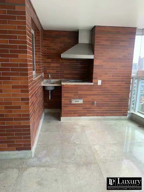 Foto 6 de Apartamento com 3 quartos à venda, 225m2 em São Paulo - SP