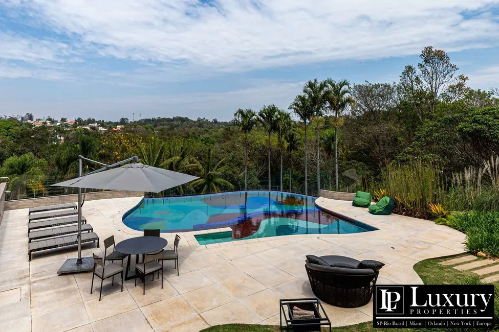 Casa de Condomínio com 5 quartos à venda em Chácaras Alpina, Valinhos - SP - imagem 2 Foto 2 de Casa de Condomínio com 5 quartos à venda em Chácaras Alpina, Valinhos - SP