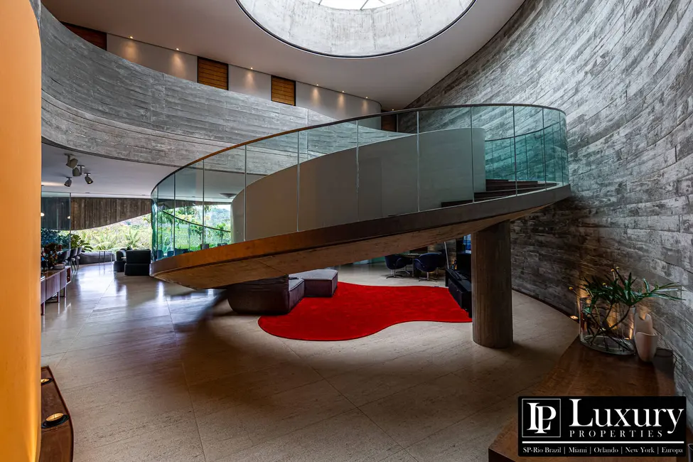 Casa de Condomínio com 5 quartos à venda em Chácaras Alpina, Valinhos - SP - imagem 9 Foto 9 de Casa de Condomínio com 5 quartos à venda em Chácaras Alpina, Valinhos - SP