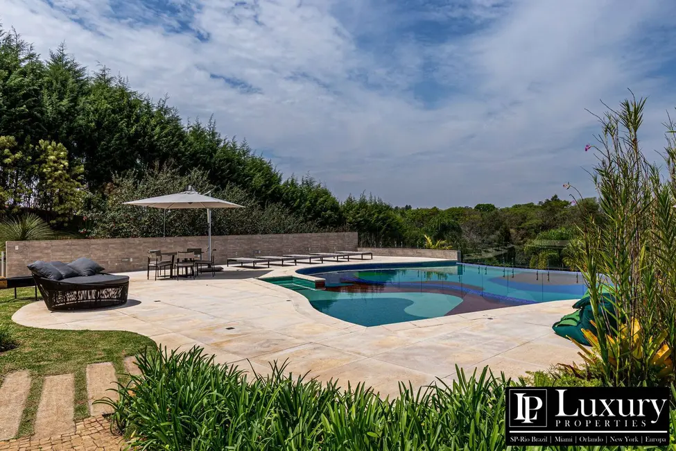 Casa de Condomínio com 5 quartos à venda em Chácaras Alpina, Valinhos - SP - imagem 8 Foto 8 de Casa de Condomínio com 5 quartos à venda em Chácaras Alpina, Valinhos - SP