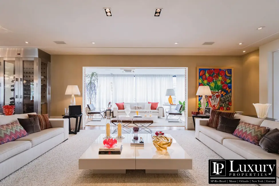 Foto 5 de Apartamento com 4 quartos à venda, 367m2 em São Paulo - SP