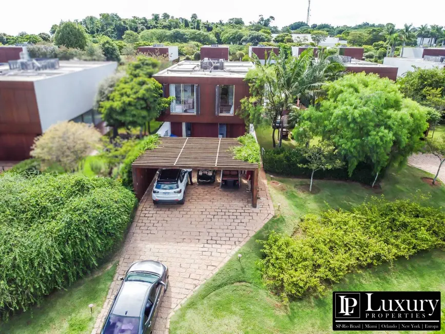 Foto 5 de Casa de Condomínio com 4 quartos à venda em  - SP