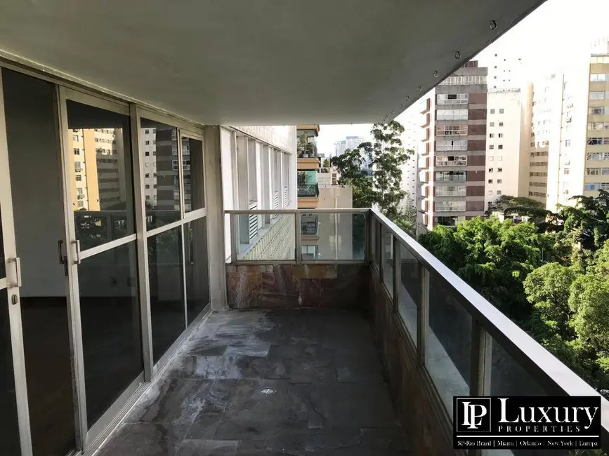 Apartamento com 4 quartos à venda em Jardim Europa, São Paulo - SP - imagem 2 Foto 2 de Apartamento com 4 quartos à venda em Jardim Europa, São Paulo - SP