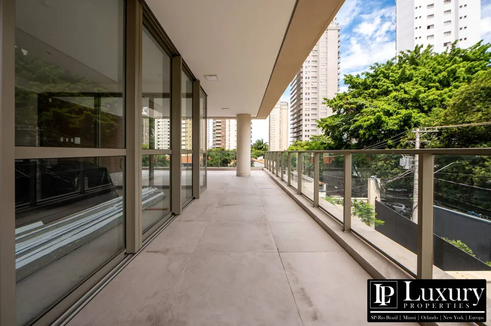 Apartamento com 3 quartos à venda, 520m2 em Vila Mariana, São Paulo - SP - imagem 3 Foto 3 de Apartamento com 3 quartos à venda, 520m2 em Vila Mariana, São Paulo - SP