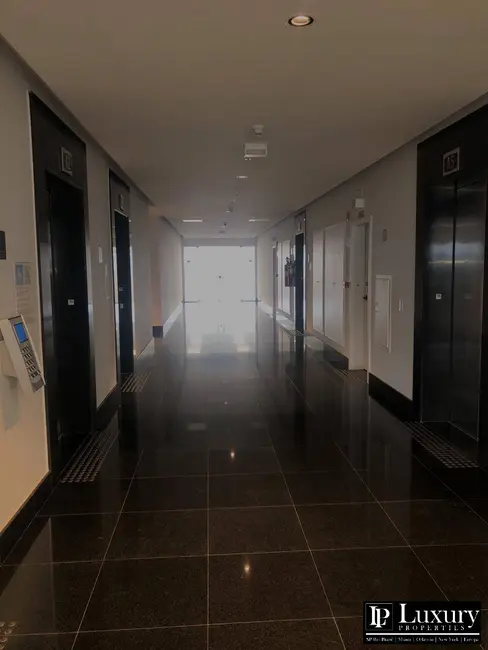 Foto 7 de Sala Comercial à venda, 1500m2 em Barueri - SP