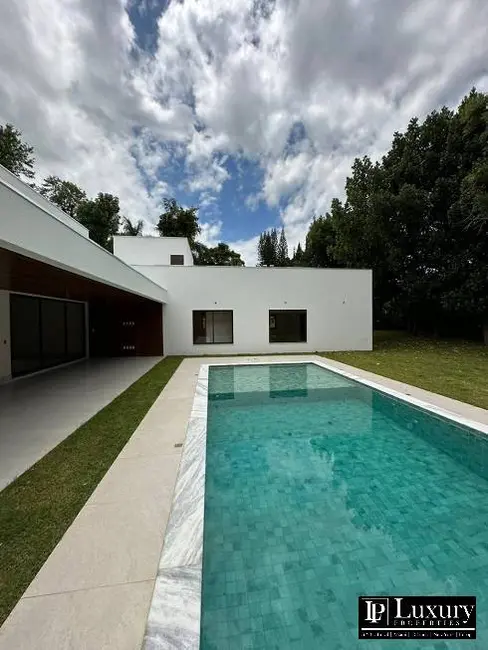 Casa de Condomínio com 4 quartos à venda em Aracoiaba Da Serra - SP - imagem 8 Foto 8 de Casa de Condomínio com 4 quartos à venda em Aracoiaba Da Serra - SP