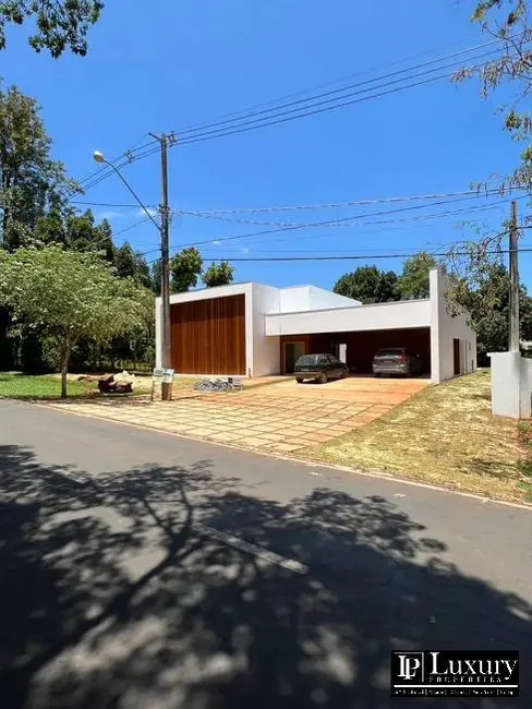 Foto 2 de Casa de Condomínio com 4 quartos à venda em Aracoiaba Da Serra - SP