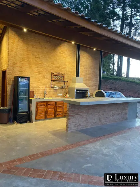 Chácara com 4 quartos à venda em Goncalves - MG - imagem 5 Foto 5 de Chácara com 4 quartos à venda em Goncalves - MG