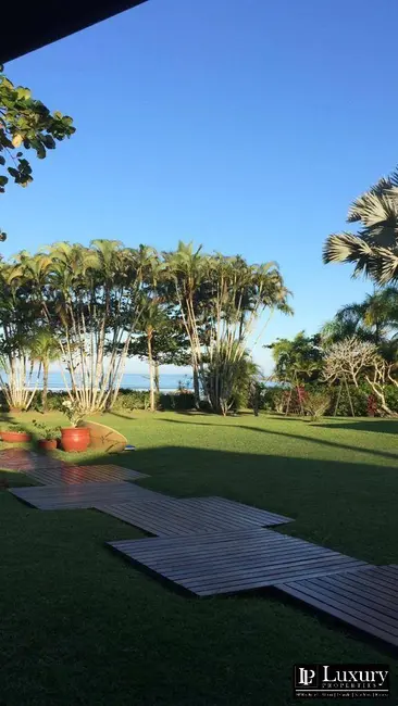 Foto 5 de Casa com 6 quartos à venda em Ubatuba - SP