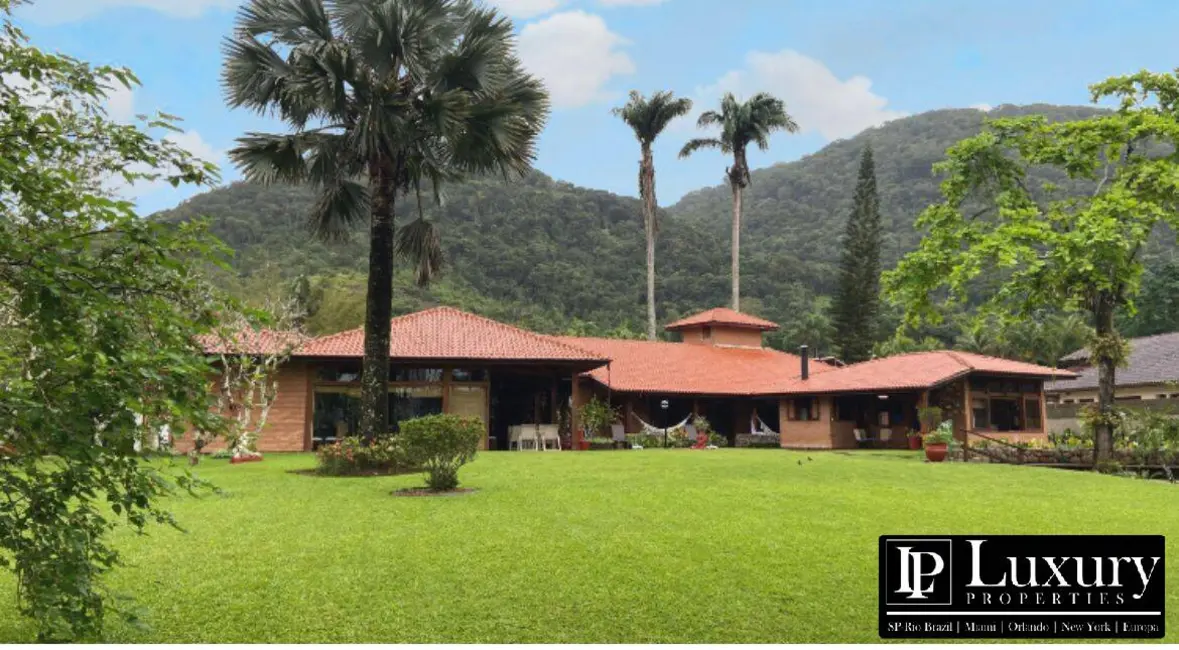 Foto 8 de Casa com 6 quartos à venda em Ubatuba - SP