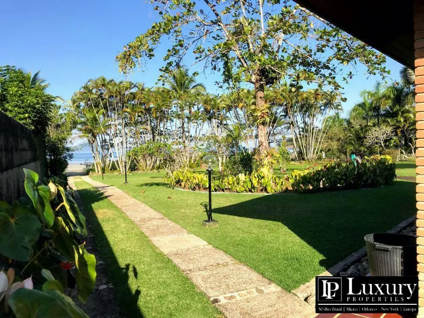 Foto 6 de Casa com 6 quartos à venda em Ubatuba - SP