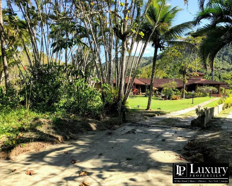 Foto 7 de Casa com 6 quartos à venda em Ubatuba - SP
