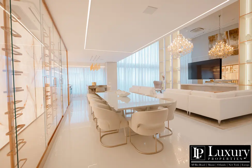 Foto 5 de Apartamento com 3 quartos à venda e para alugar, 309m2 em Vila Olímpia, São Paulo - SP