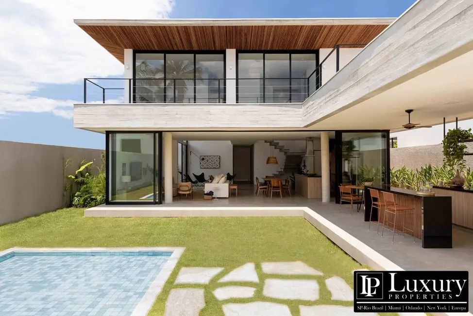 Casa de Condomínio com 5 quartos à venda em Jardim Acapulco, Guaruja - SP - imagem 2 Foto 2 de Casa de Condomínio com 5 quartos à venda em Jardim Acapulco, Guaruja - SP