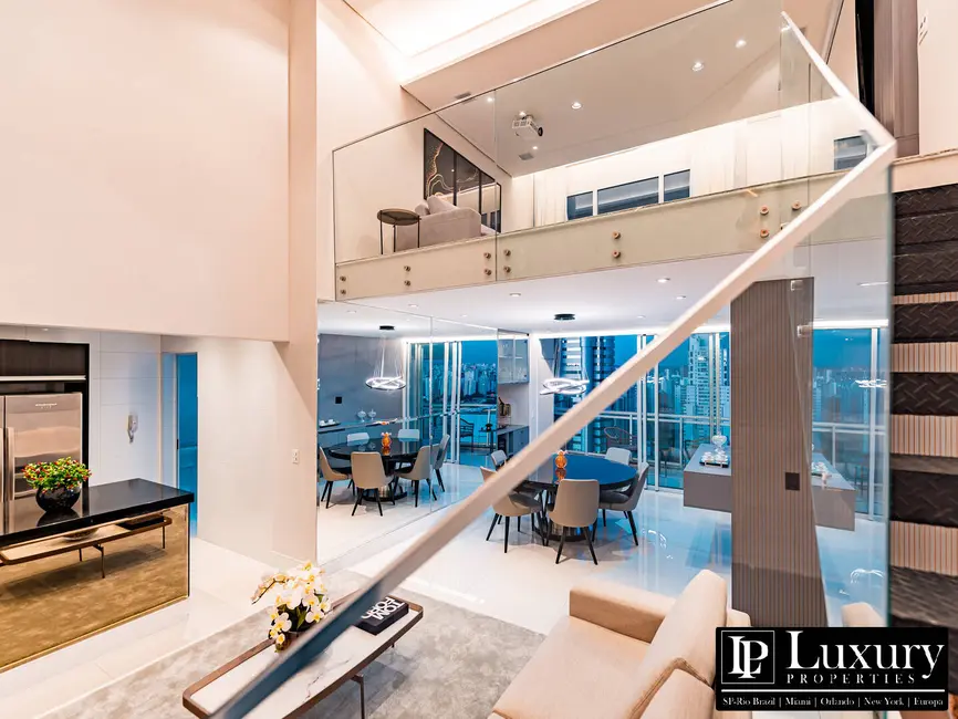 Foto 3 de Apartamento com 2 quartos à venda e para alugar, 164m2 em Brooklin Novo, São Paulo - SP