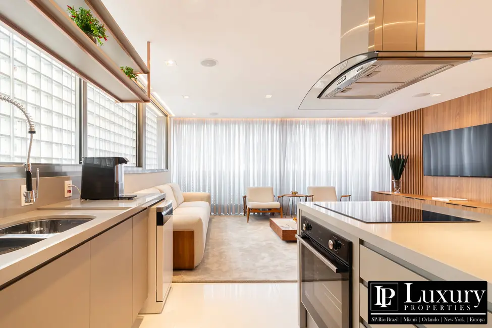 Foto 8 de Apartamento com 2 quartos à venda e para alugar, 172m2 em Itaim Bibi, São Paulo - SP