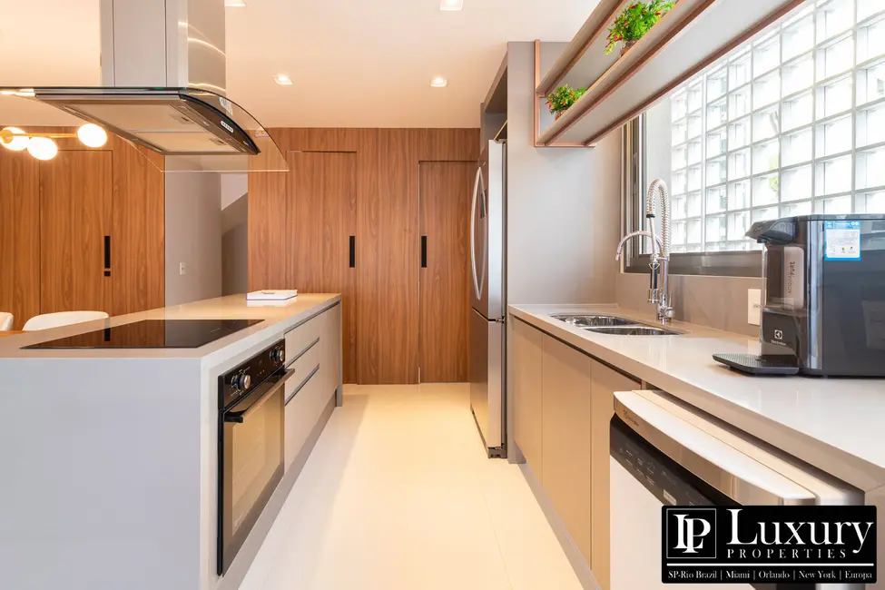 Foto 9 de Apartamento com 2 quartos à venda e para alugar, 172m2 em Itaim Bibi, São Paulo - SP