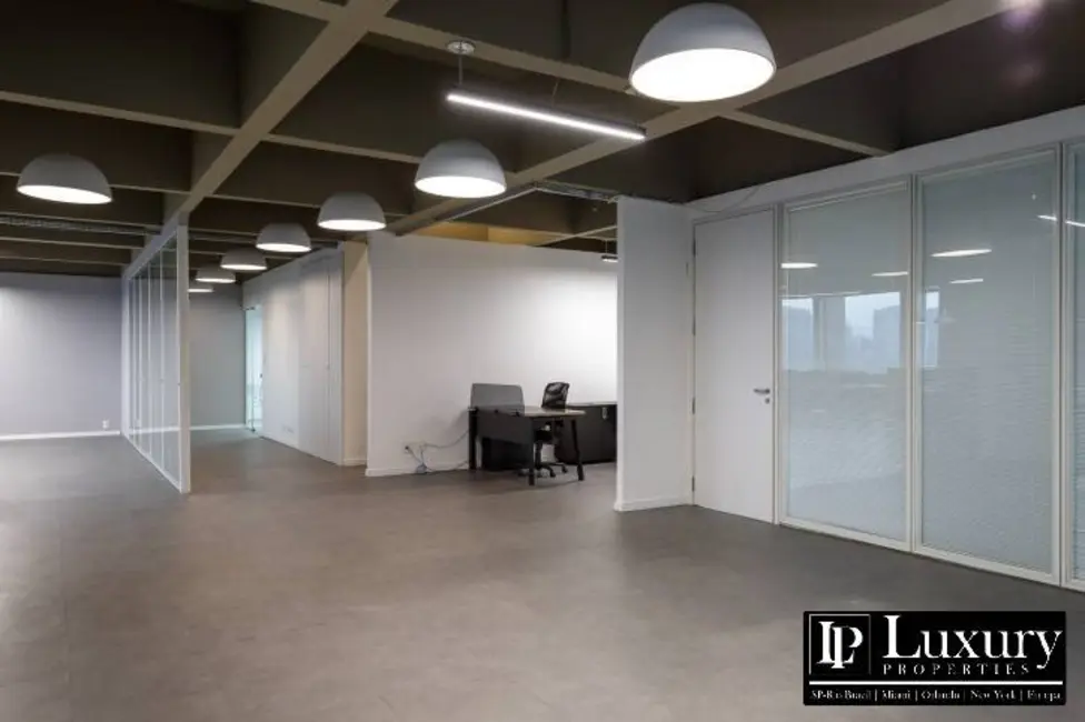 Sala Comercial para alugar, 198m2 em Jardim Europa, São Paulo - SP - imagem 7 Foto 7 de Sala Comercial para alugar, 198m2 em Jardim Europa, São Paulo - SP