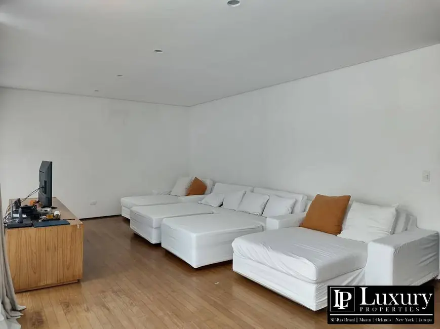 Foto 9 de Casa de Condomínio com 6 quartos à venda em Sao Sebastiao - SP