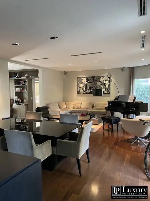 Apartamento com 2 quartos à venda, 300m2 em Alto de Pinheiros, São Paulo - SP - imagem 4 Foto 4 de Apartamento com 2 quartos à venda, 300m2 em Alto de Pinheiros, São Paulo - SP