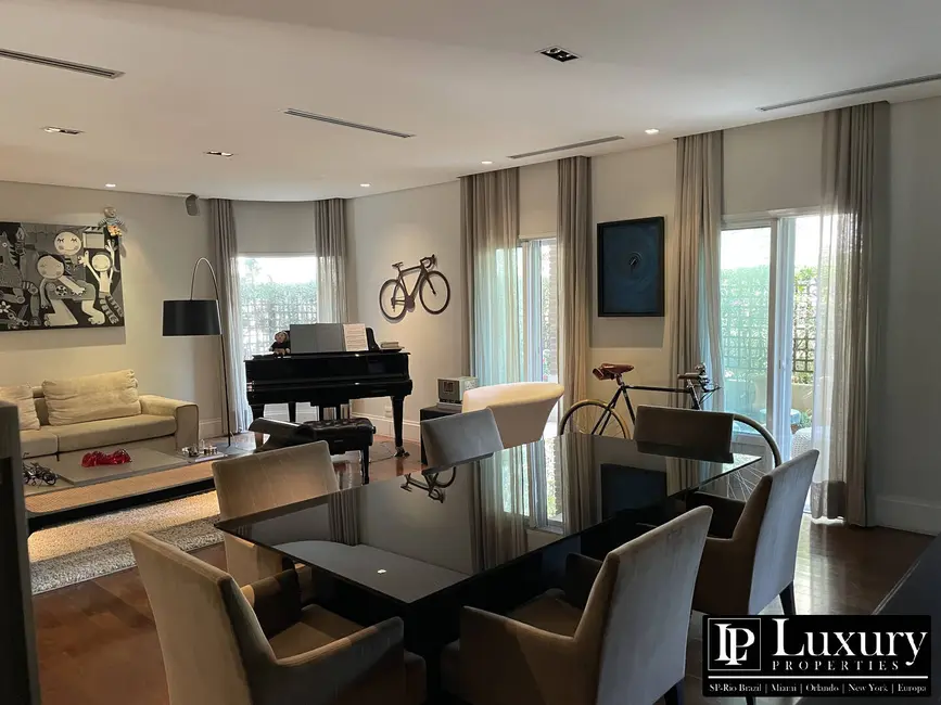 Apartamento com 2 quartos à venda, 300m2 em Alto de Pinheiros, São Paulo - SP - imagem 5 Foto 5 de Apartamento com 2 quartos à venda, 300m2 em Alto de Pinheiros, São Paulo - SP