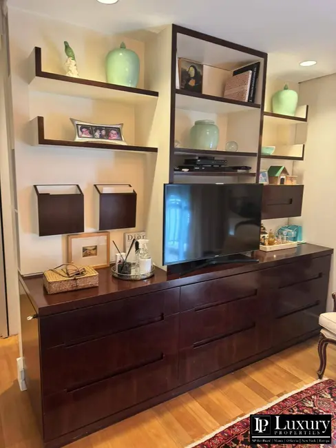 Foto 7 de Apartamento com 2 quartos à venda, 212m2 em Vila Nova Conceição, São Paulo - SP