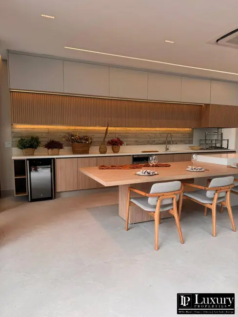 Foto 9 de Casa de Condomínio com 4 quartos à venda em Tamboré, Barueri - SP