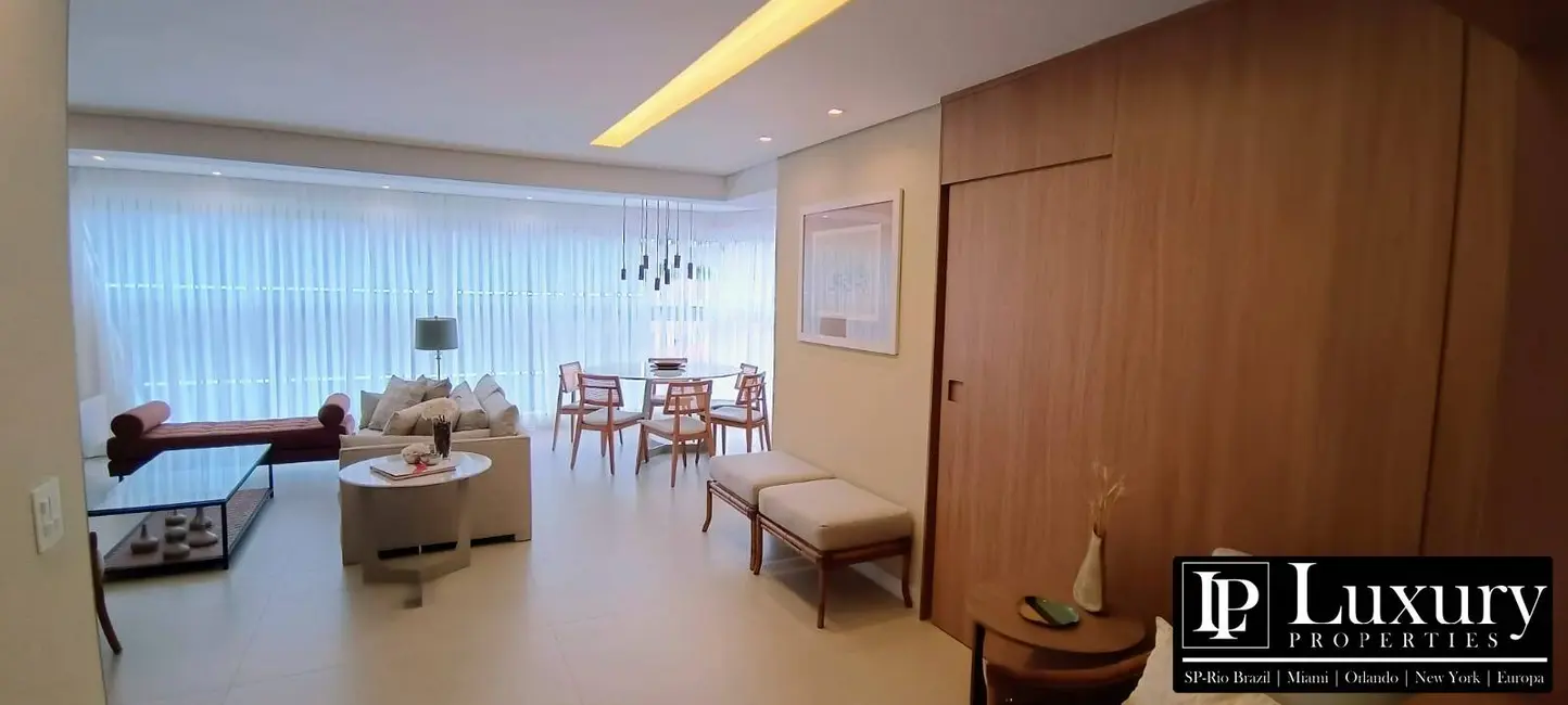Foto 2 de Apartamento com 2 quartos para alugar, 134m2 em Chácara Santo Antônio (Zona Sul), São Paulo - SP