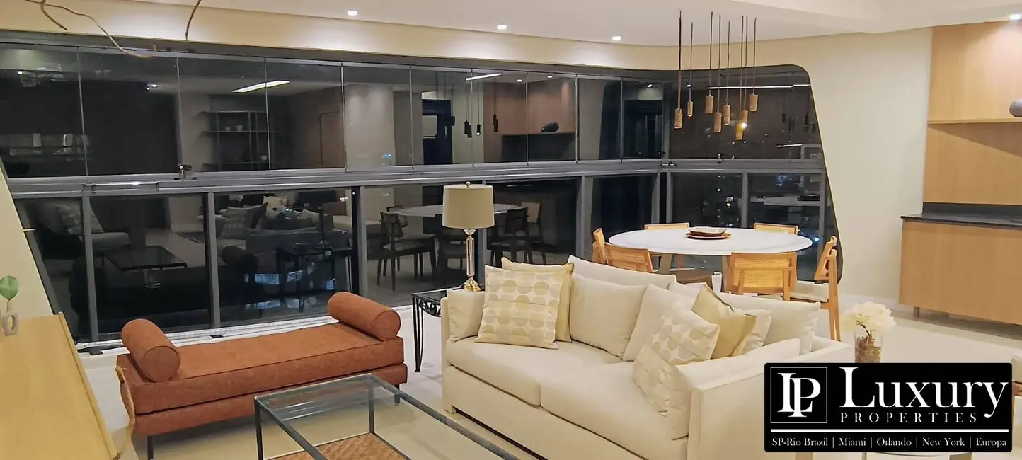 Apartamento com 2 quartos para alugar, 134m2 em Chácara Santo Antônio (Zona Sul), São Paulo - SP - imagem 5 Foto 5 de Apartamento com 2 quartos para alugar, 134m2 em Chácara Santo Antônio (Zona Sul), São Paulo - SP