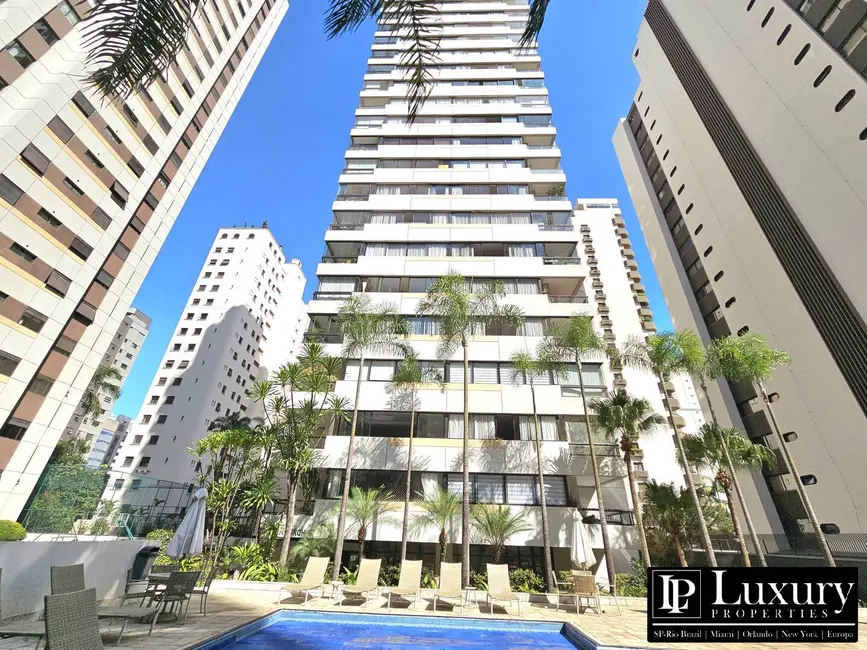 Apartamento com 3 quartos à venda, 162m2 em Moema, São Paulo - SP - imagem 3 Foto 3 de Apartamento com 3 quartos à venda, 162m2 em Moema, São Paulo - SP