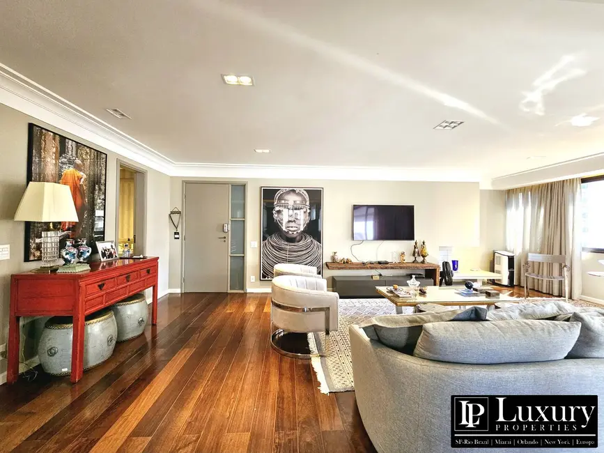 Apartamento com 3 quartos à venda, 162m2 em Moema, São Paulo - SP - imagem 6 Foto 6 de Apartamento com 3 quartos à venda, 162m2 em Moema, São Paulo - SP