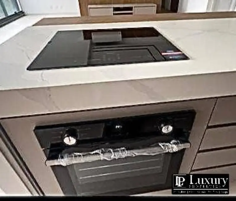 Foto 6 de Apartamento com 3 quartos para alugar, 142m2 em Real Parque, São Paulo - SP