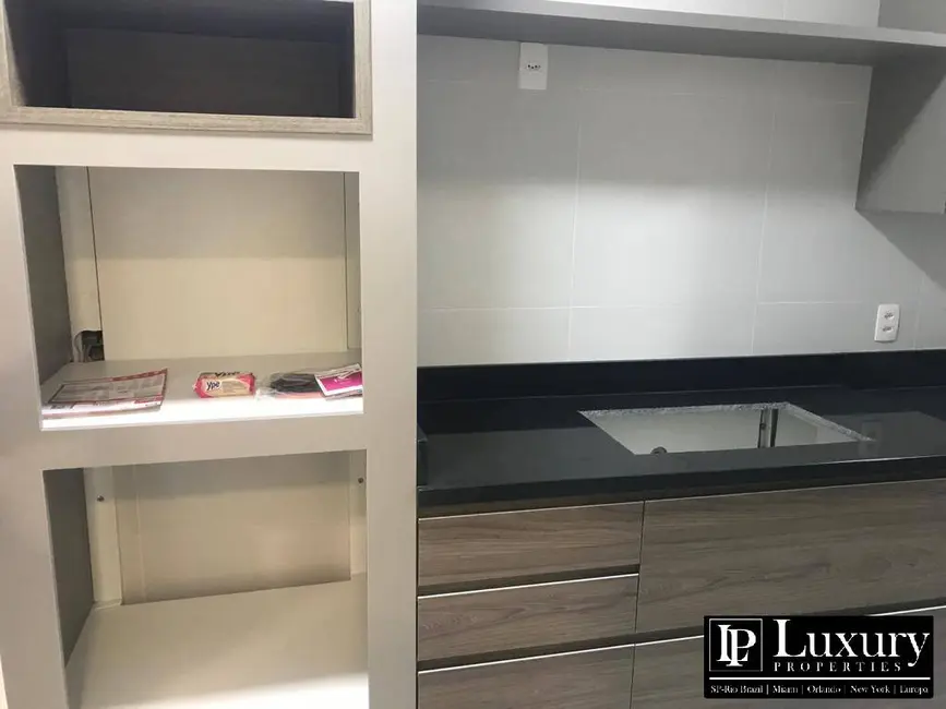 Foto 8 de Apartamento com 3 quartos para alugar, 181m2 em Vila Nova Conceição, São Paulo - SP