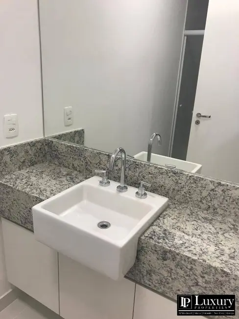 Foto 7 de Apartamento com 3 quartos para alugar, 181m2 em Vila Nova Conceição, São Paulo - SP