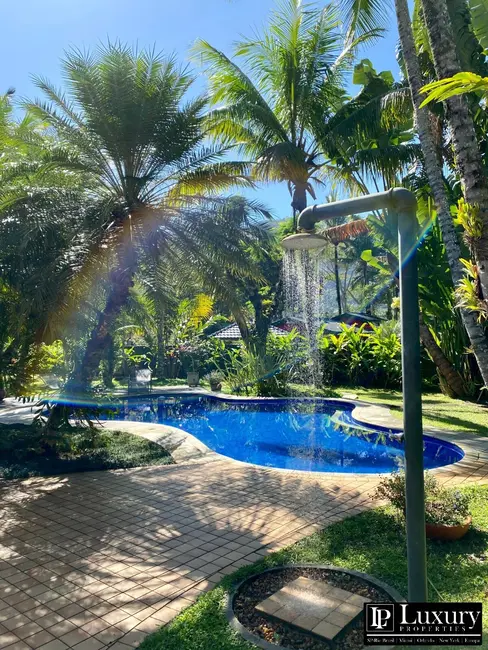 Foto 4 de Casa de Condomínio com 5 quartos à venda em Ubatuba - SP