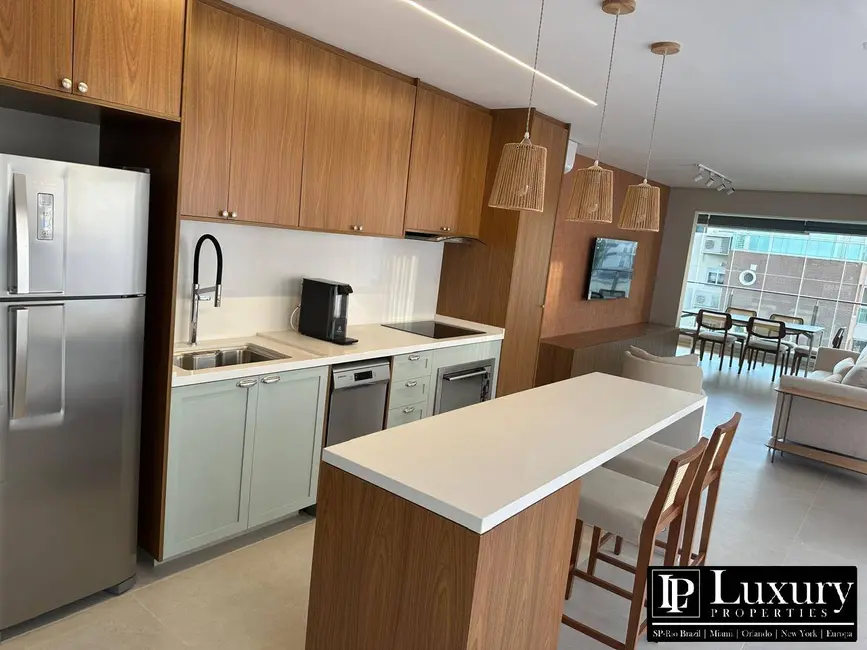 Foto 4 de Apartamento com 2 quartos para alugar, 106m2 em Vila Nova Conceição, São Paulo - SP