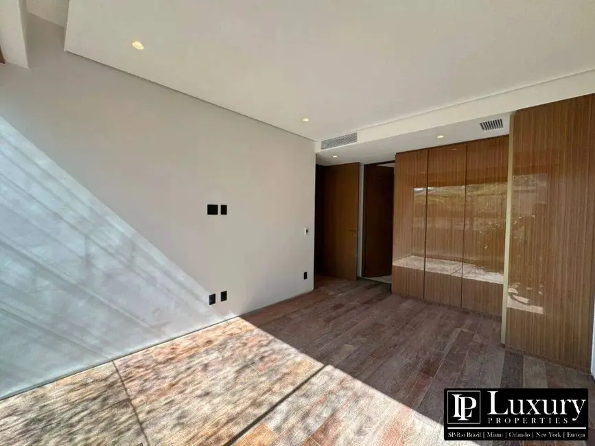 Foto 9 de Apartamento com 4 quartos à venda, 380m2 em Cidade Jardim, São Paulo - SP